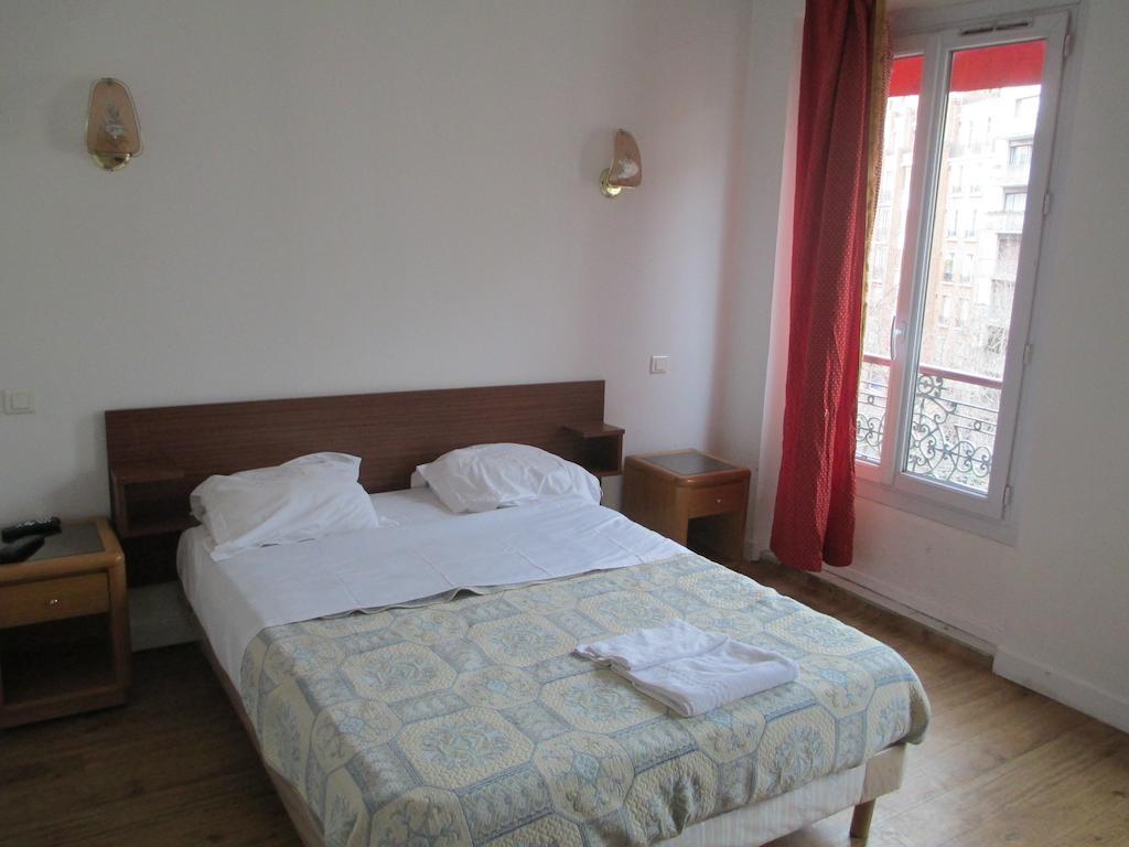 Central Hotel Paris Quarto foto